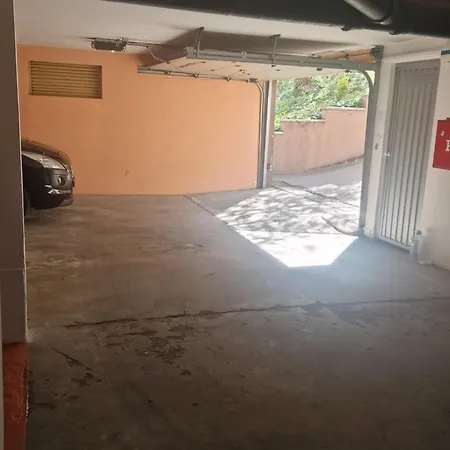 7 Brothers Apartment
